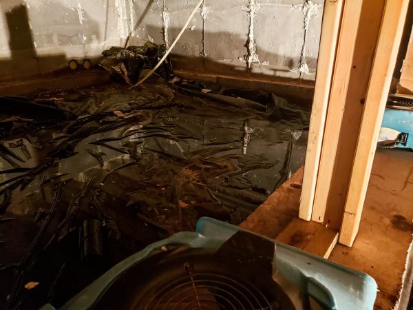 Crawlspace Water Cleanup in North Fort Myers
